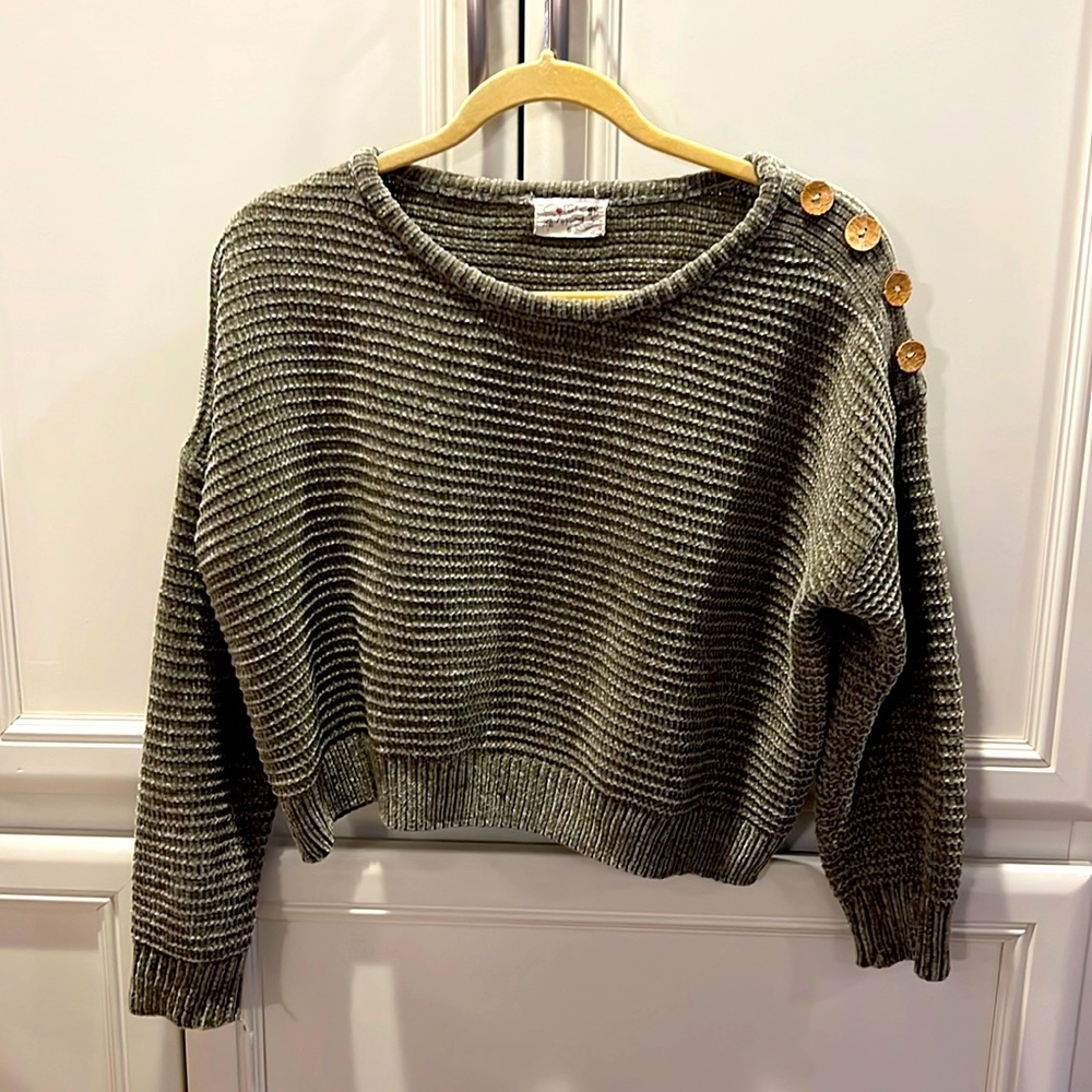 Safe green chenille sweater with distressed buttons